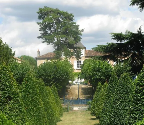 Les Cours Du Clain Poitiers