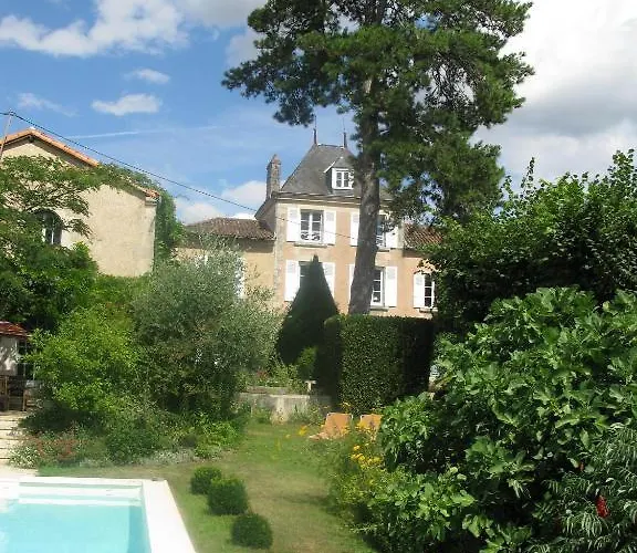 Les Cours Du Clain *