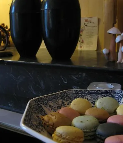 לינה וארוחת בוקר Les Cours Du Clain *