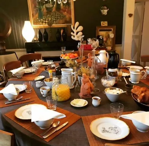 Couette-café Les Cours Du Clain